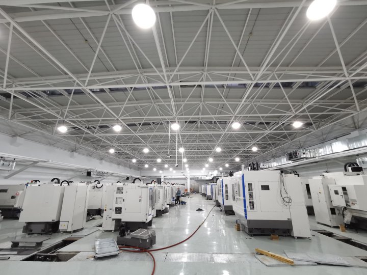 精雕機(jī)搬運(yùn)安裝案例